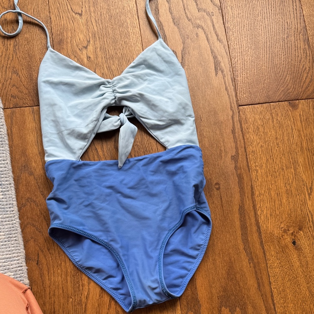 Two-Tone Blue Women Swim One Piece